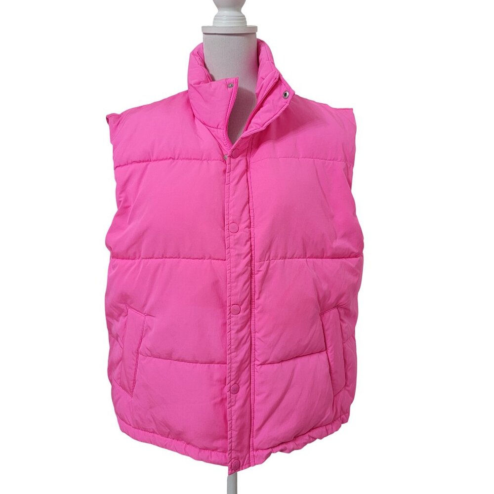 Wondershop Size XL Bright Pink Puffer Vest with Pockets and Zipper NWOT